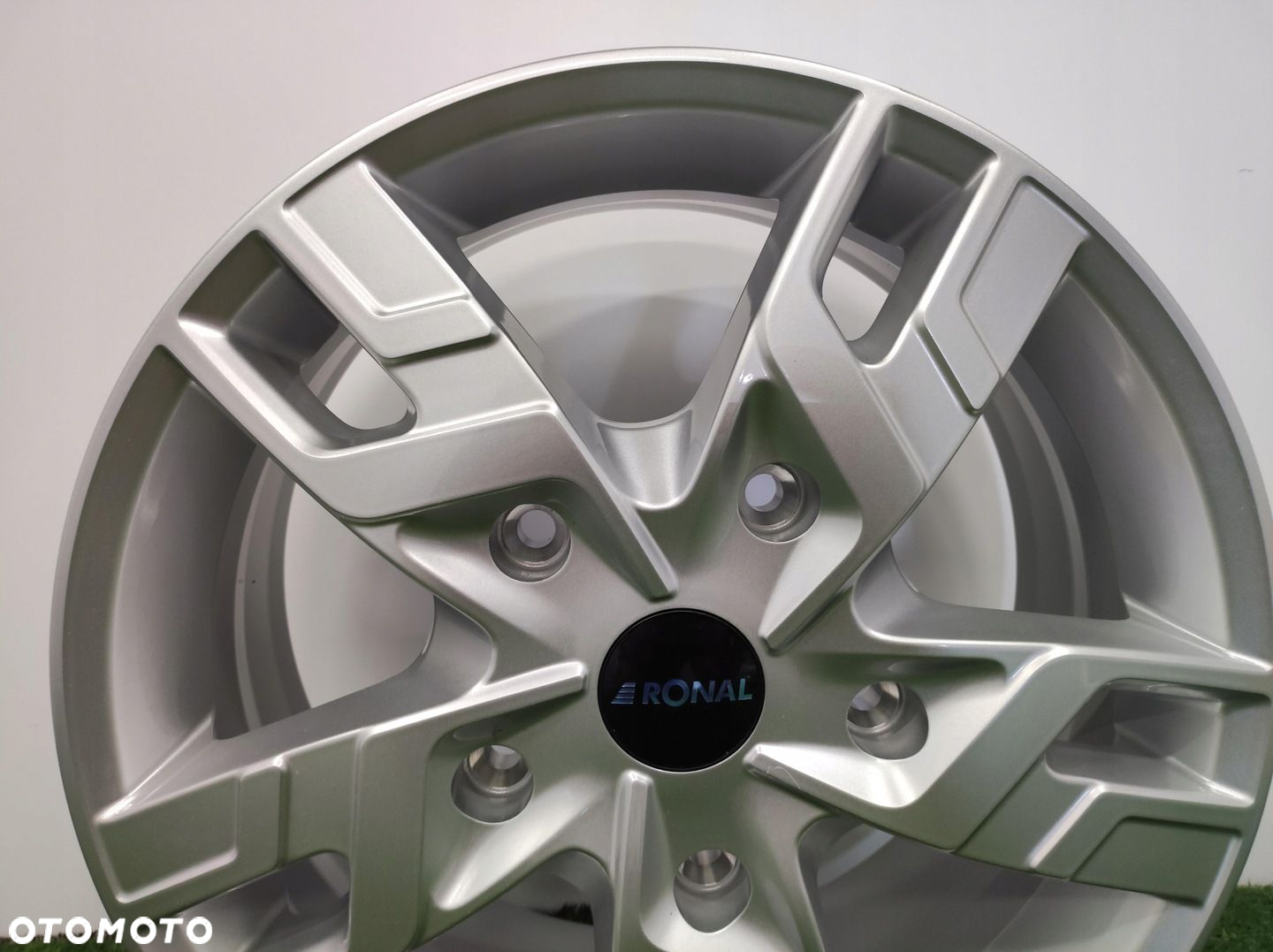 FELGA TRANSIT TOURNEO CUSTOM 7x17 ET 53 64R7705 - 2
