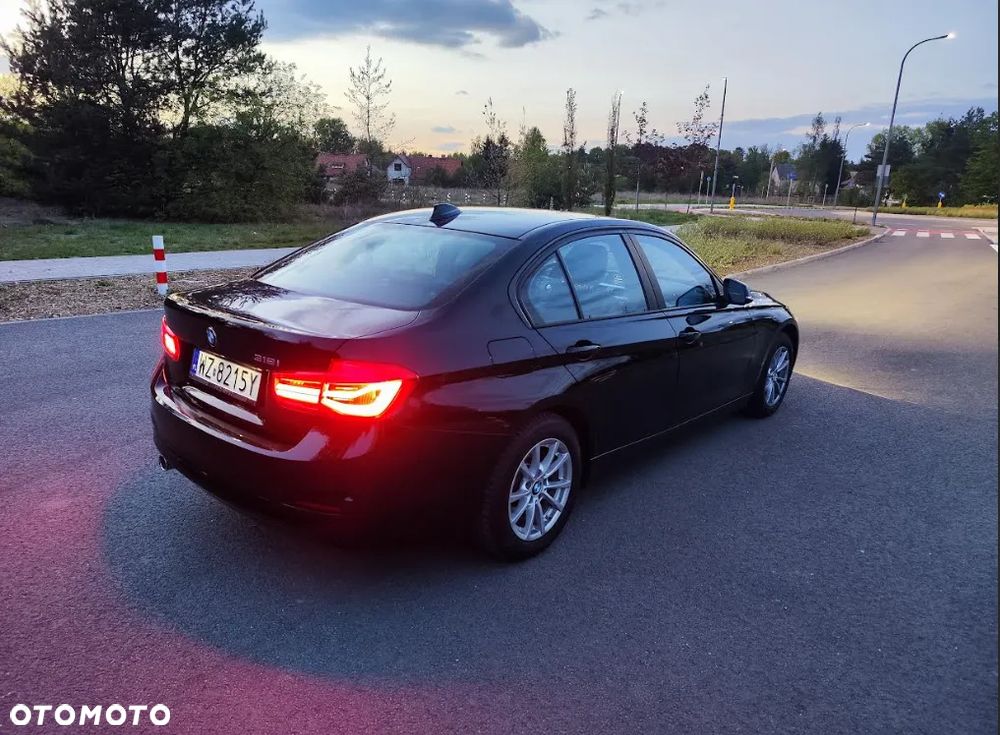 BMW Seria 3 318i Advantage - 2