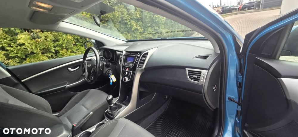 Hyundai i30 1.4 Trend - 38