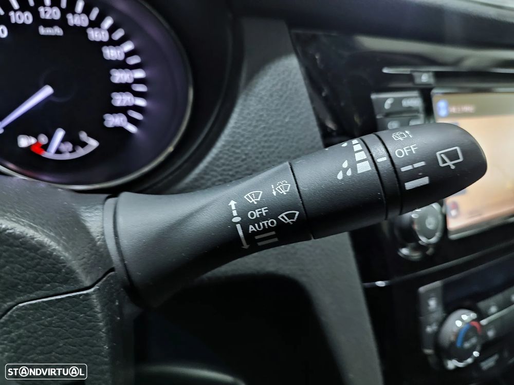 Nissan Qashqai 1.5 dCi N-Connecta - 25