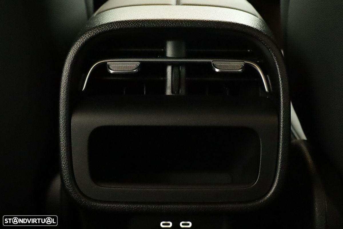 Mercedes-Benz E 300 Standard - 25