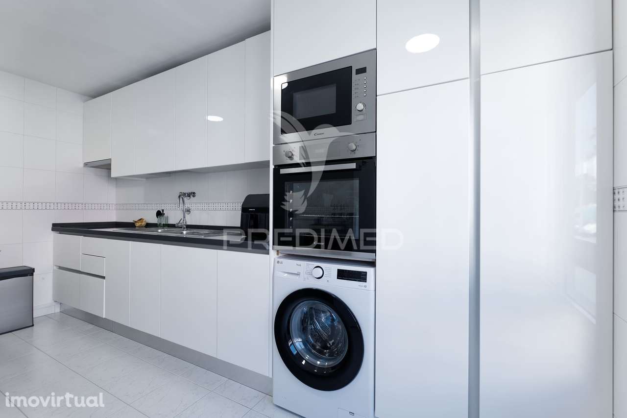 T3 em excelente estado com varanda, perto de Loures e acessos a Lisboa - Grande imagem: 5/20