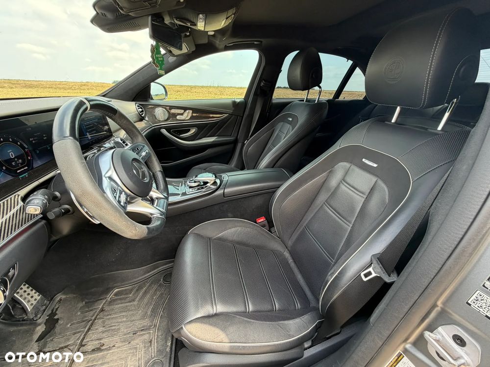 Mercedes-Benz Klasa E AMG 63 S 4Matic+ AMG Speedshift MCT-9G - 21