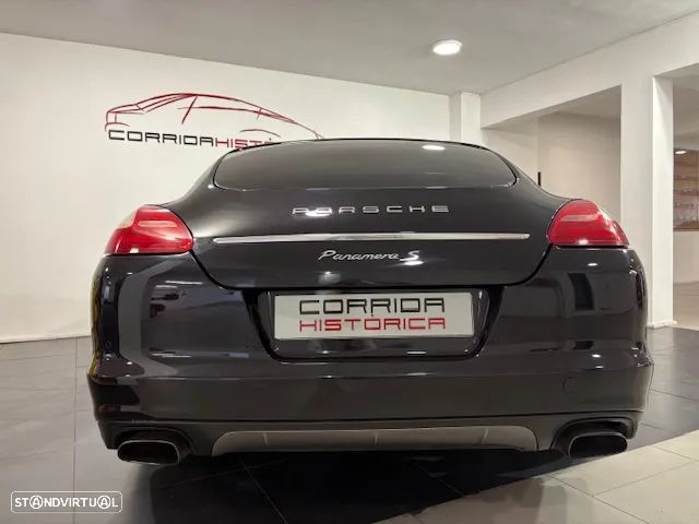 Porsche Panamera 4 Platinum Edition PDK - 14