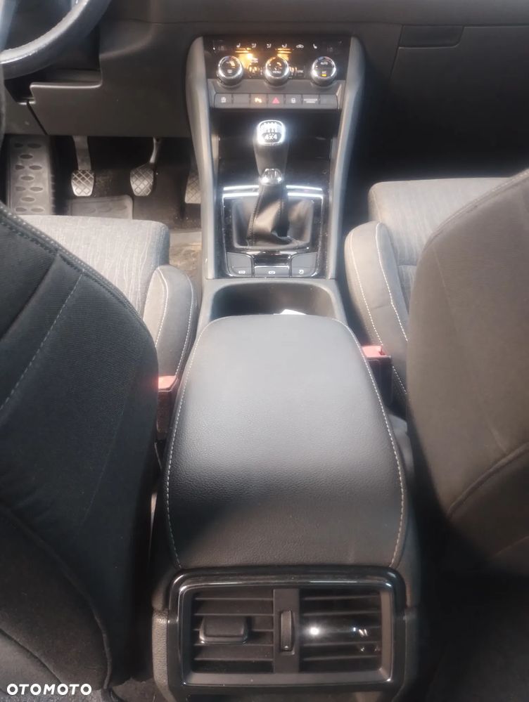 Skoda Karoq 2.0 TDI SCR 4x4 Ambition - 22