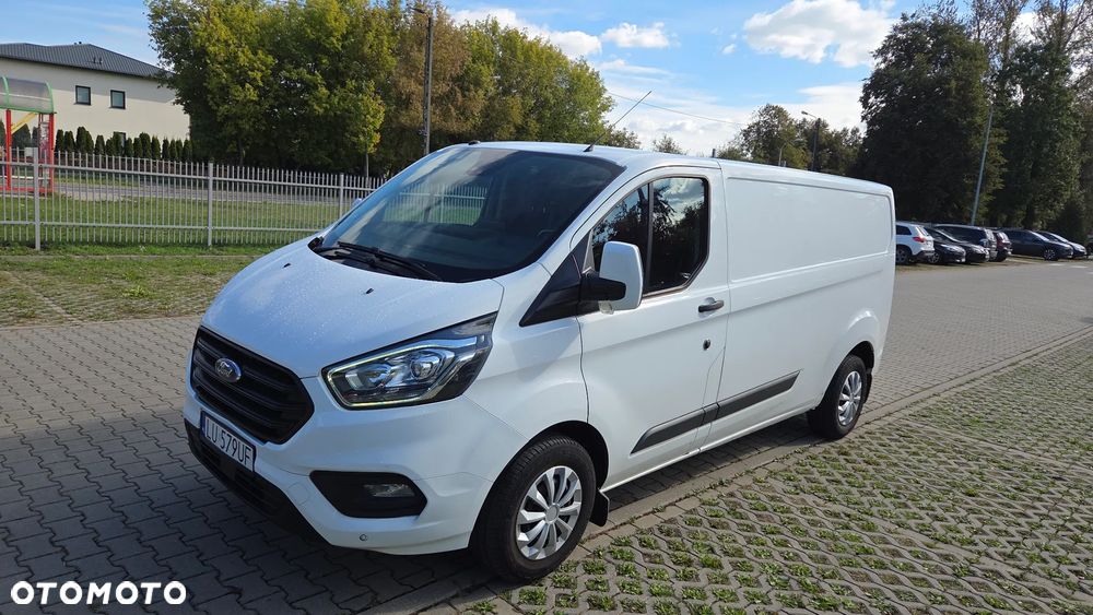 Ford TRANSIT CUSTOM - 11