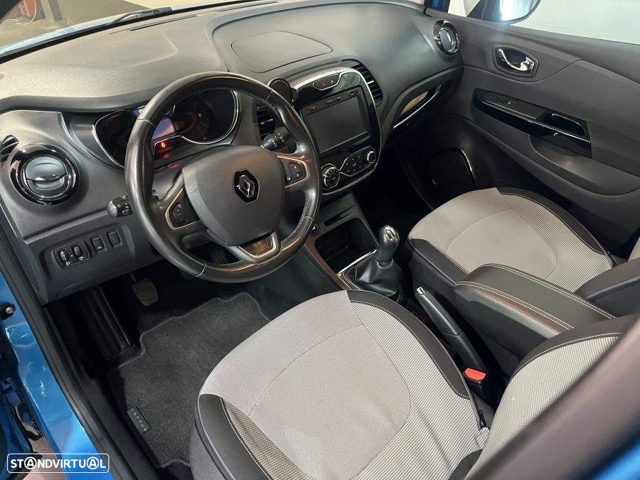 Renault Captur 1.5 dCi Exclusive - 10