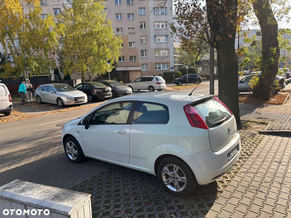 Fiat Grande Punto 1.4 8V Active - 14
