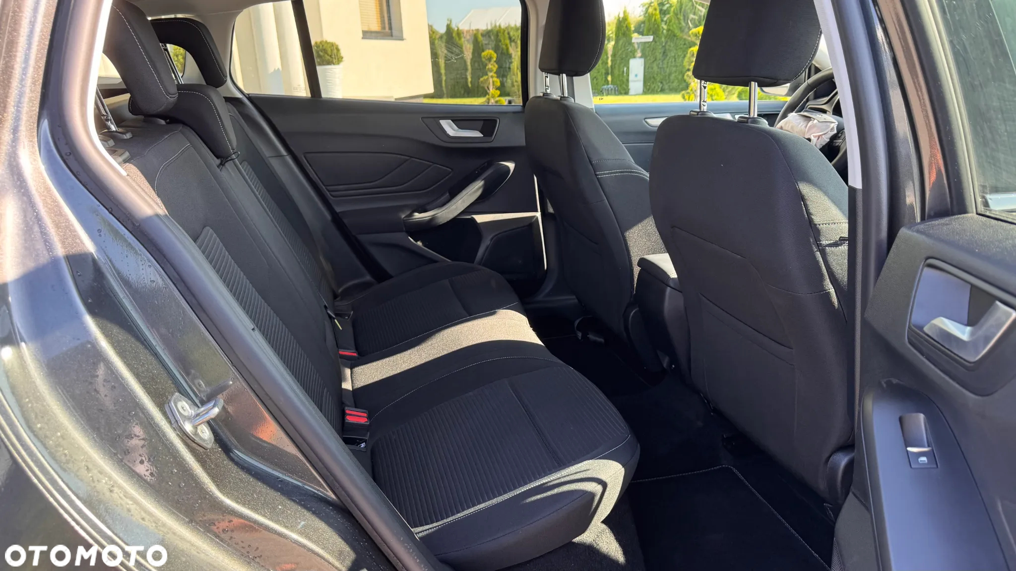 Ford Focus 1.0 EcoBoost Hybrid TITANIUM X - 16