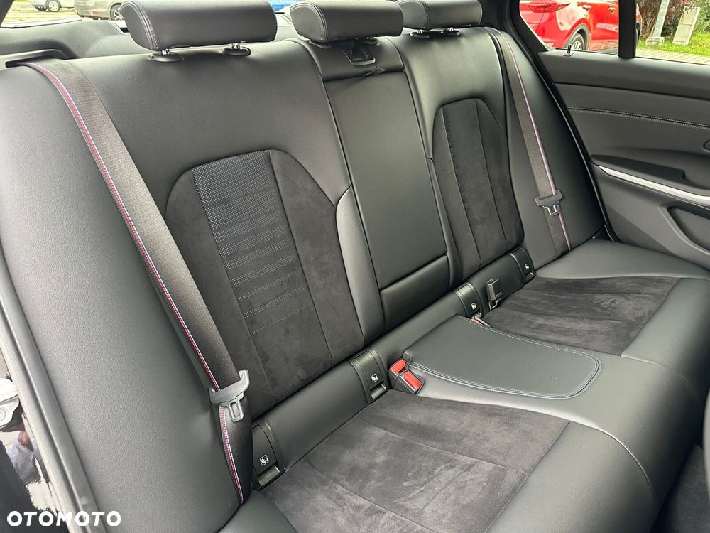 BMW Seria 3 M340d xDrive mHEV sport - 15