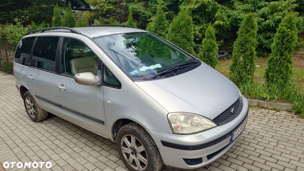 Ford Galaxy - 1
