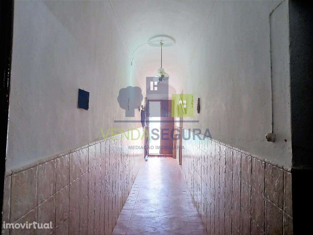 Moradia T4 com quintal | Santo Aleixo da Restauração - Grande imagem: 4/20
