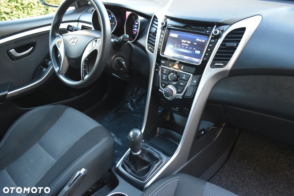 Hyundai i30 - 25