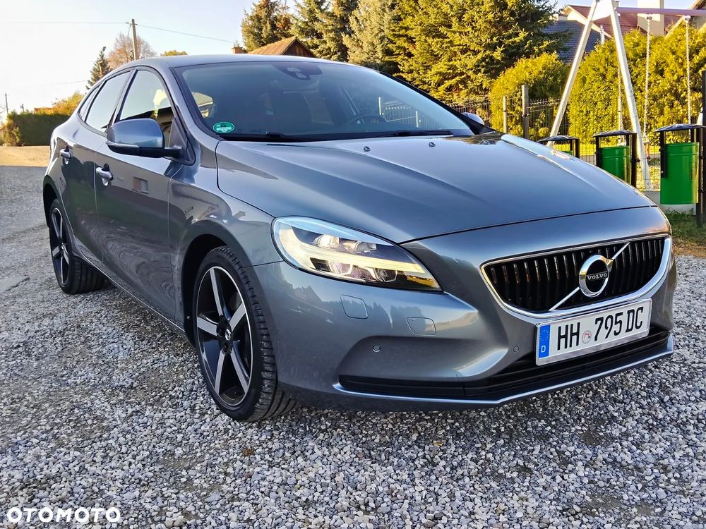 Volvo V40 T2 Momentum - 6