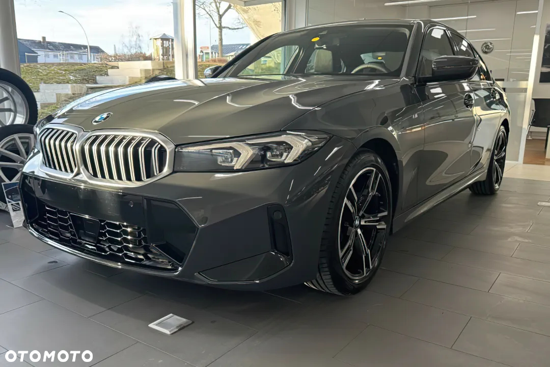 BMW Seria 3 320i M Sport sport - 2