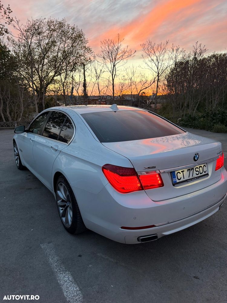 BMW Seria 7 740d xDrive Edition Exclusive - 4