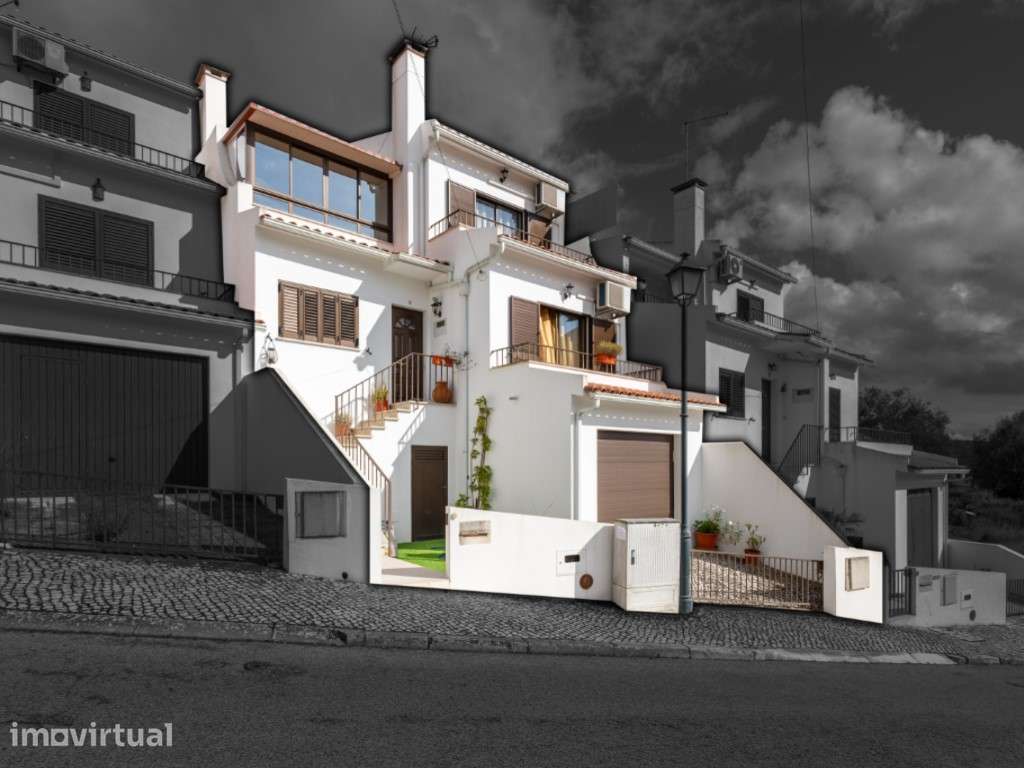 Moradia T3 com Garagem e Terraço | Constância - Grande imagem: 2/22
