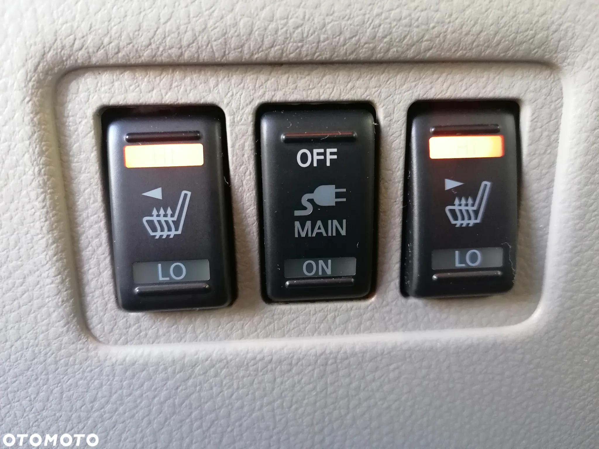 Nissan Quest - 17