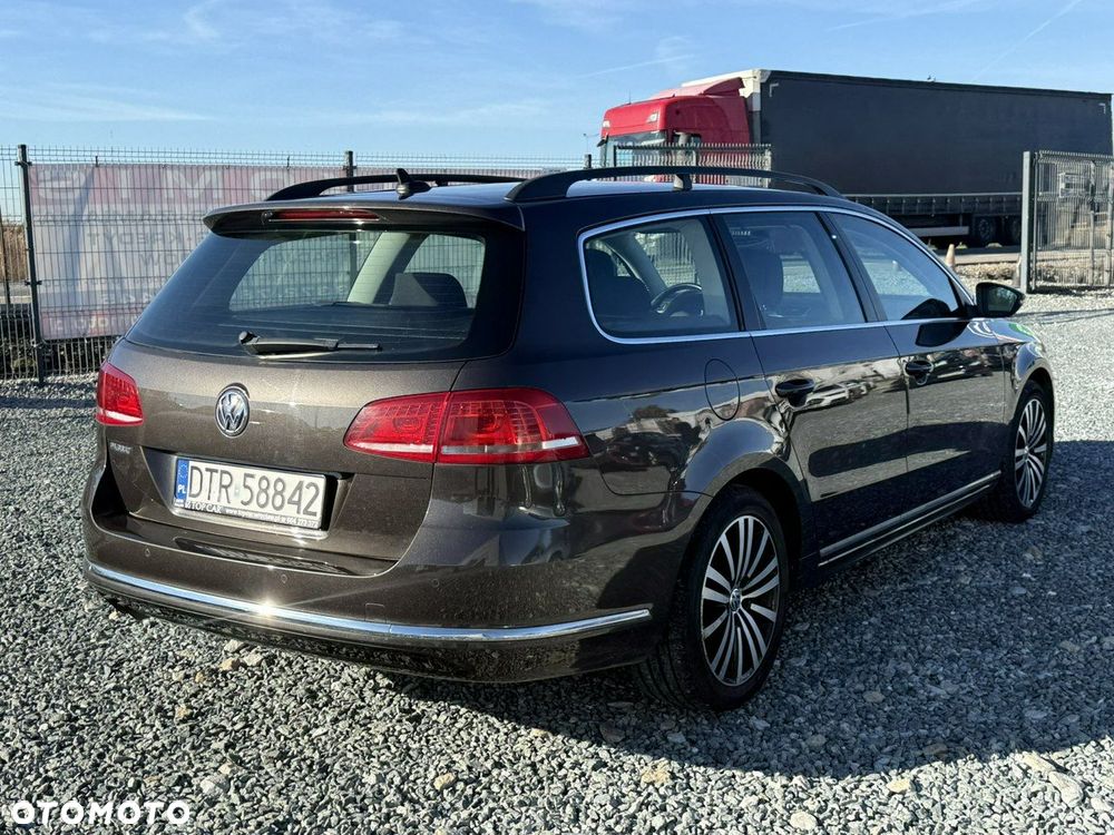 Volkswagen Passat - 9
