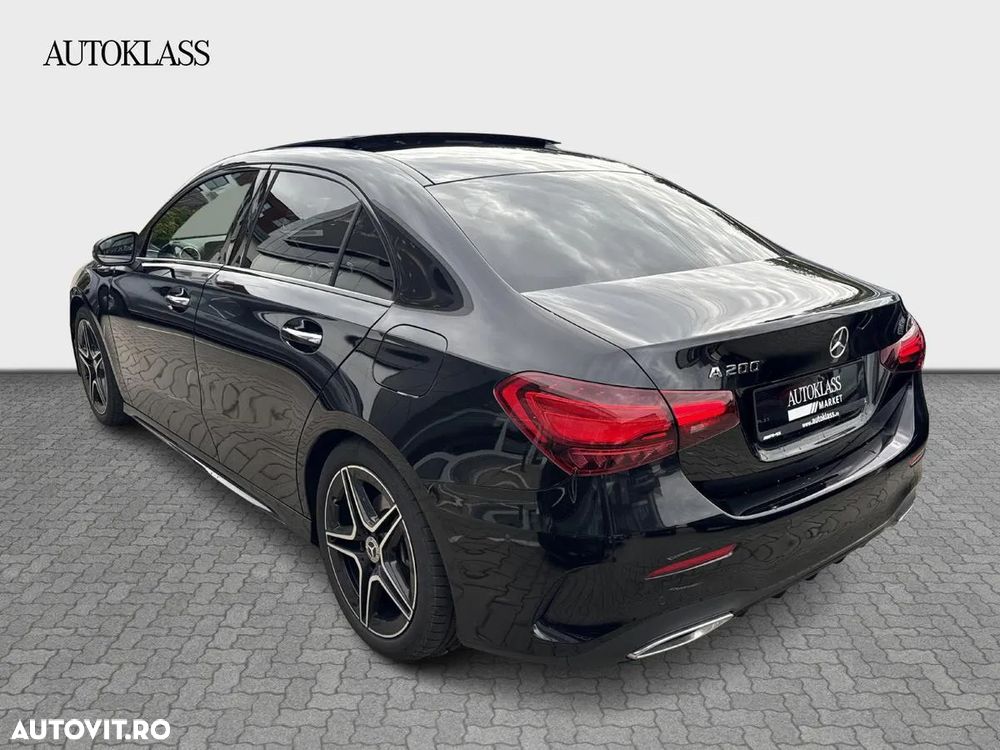 Mercedes-Benz A 200 MHEV 7G-DCT Sedan - 6