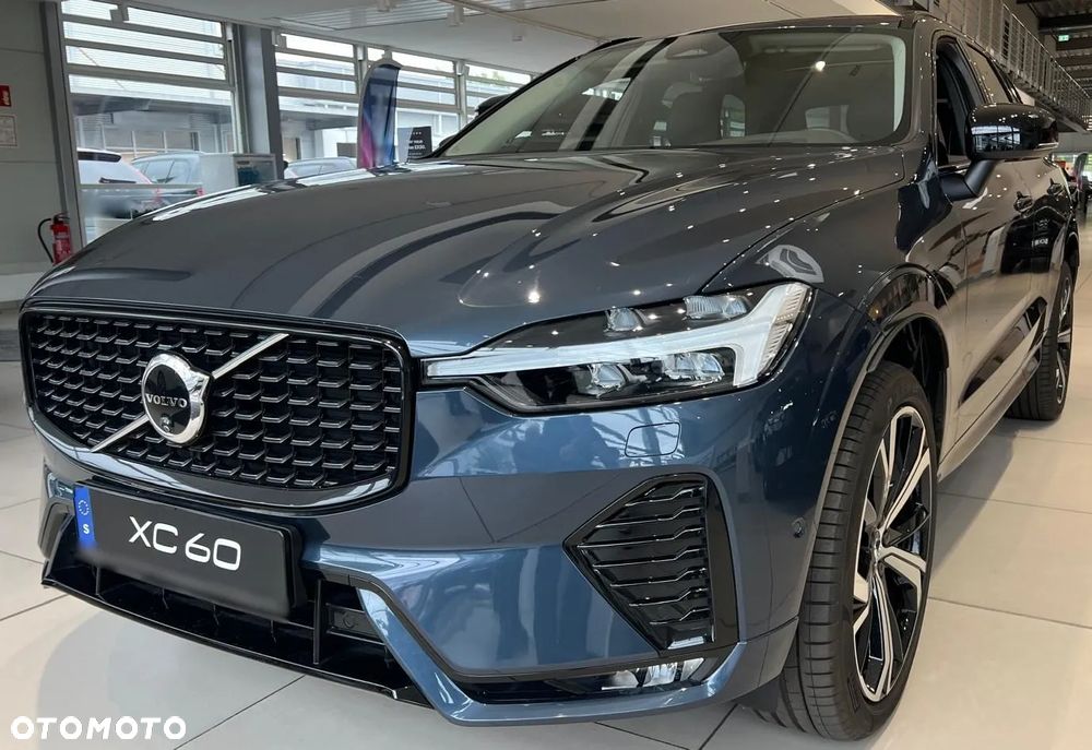 Volvo XC 60 B5 B AWD Ultimate Dark - 3