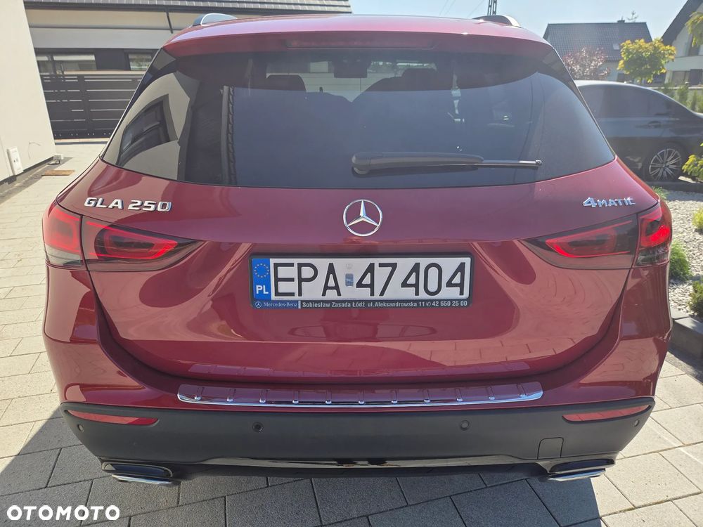 Mercedes-Benz GLA 250 4-Matic Edition 1 - 10