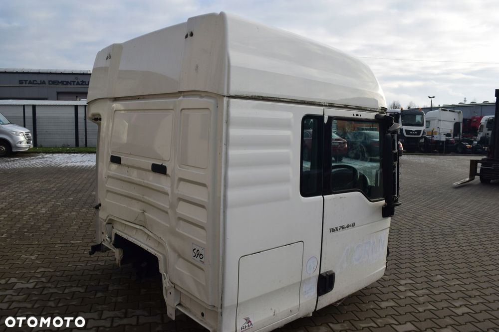 SZKIELET KABINY WRAZ Z DRZWIAMI MAN TGX XLX - 5