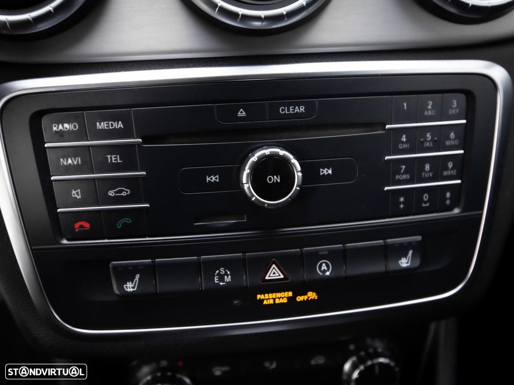 Mercedes-Benz CLA 200 — fotografia 18