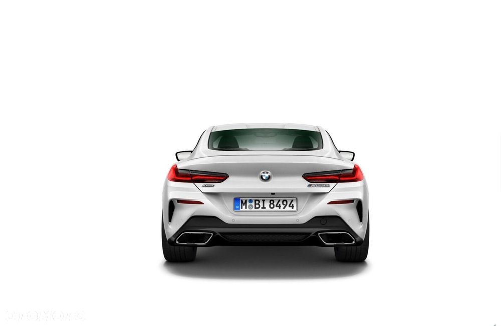BMW Seria 8 M850i xDrive - 9