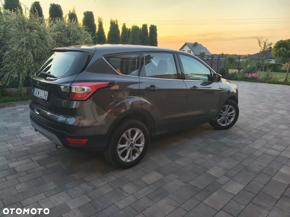 Ford Kuga 2.0 TDCi 2x4 Business Edition - 5