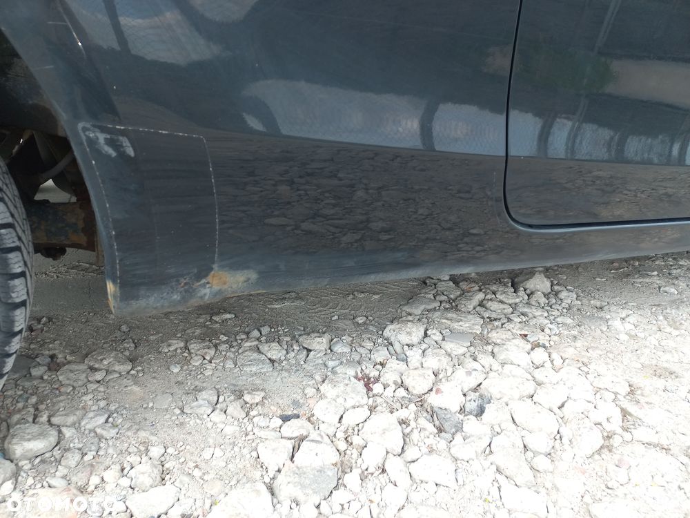 Toyota Yaris 1.0 Luna A/C - 12