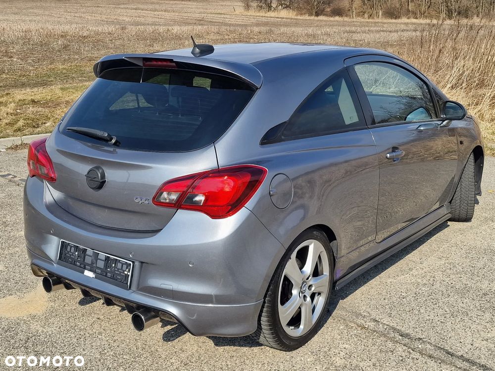Opel Corsa 1.6 Turbo OPC - 12