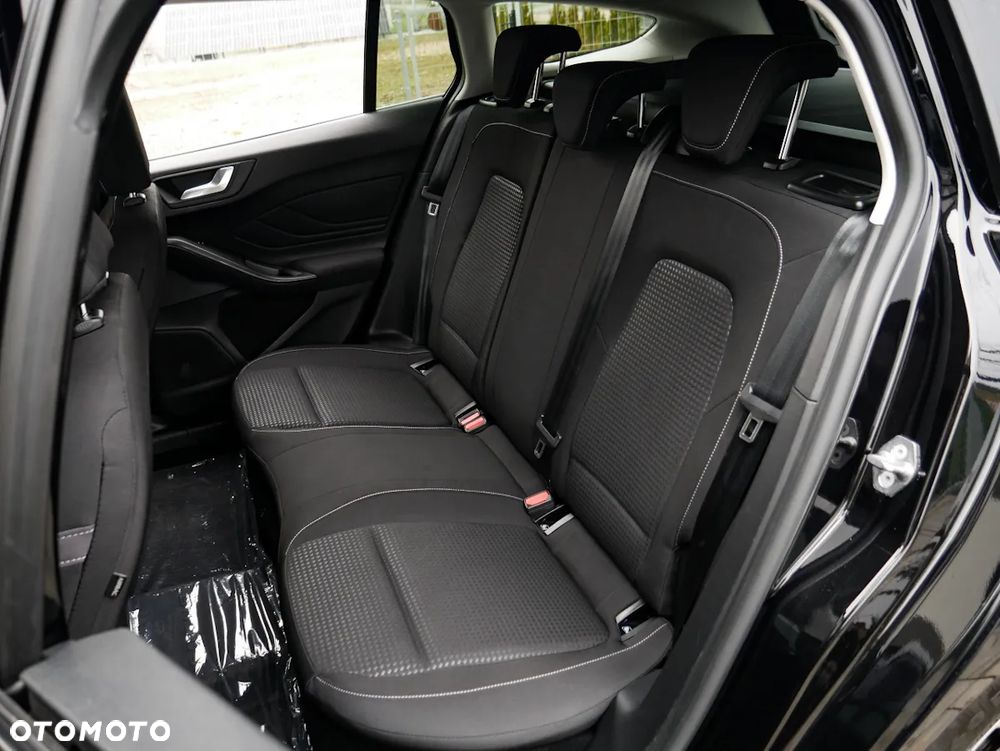 Ford Focus 2.0 EcoBlue Active Business - 25