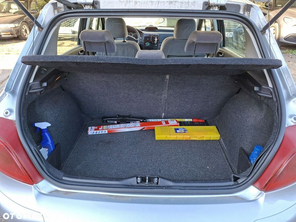 Peugeot 307 - 24