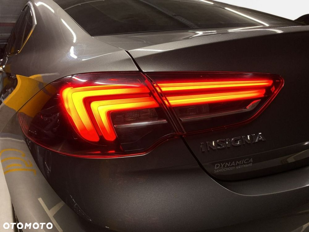Opel Insignia - 11