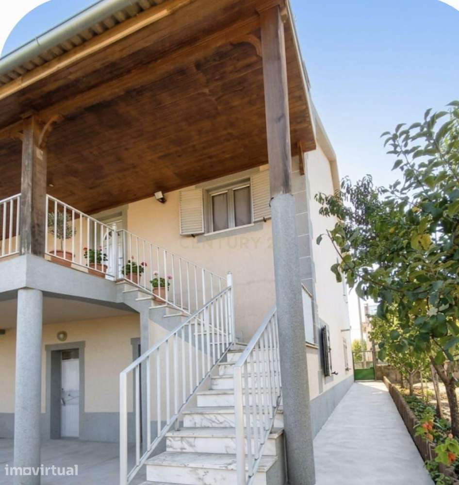 Casa T4 em Carção, Vimioso - Oportunidade Única! - Grande imagem: 2/8