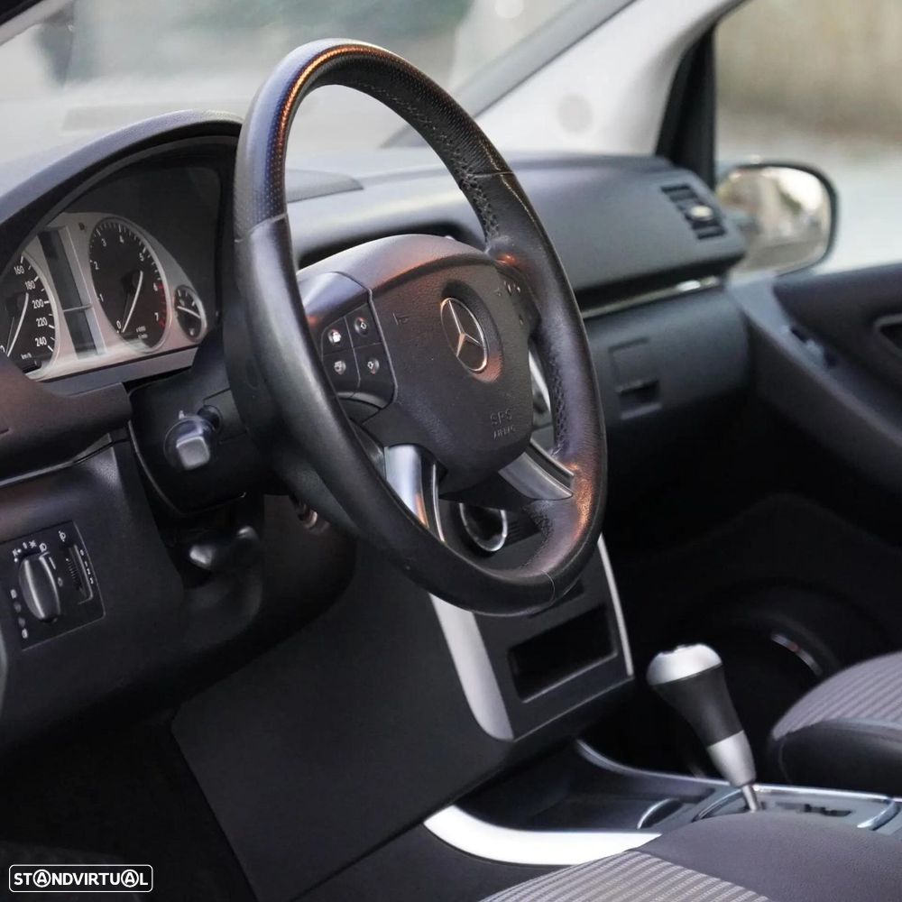 Mercedes-Benz B 150 Autotronic - 12
