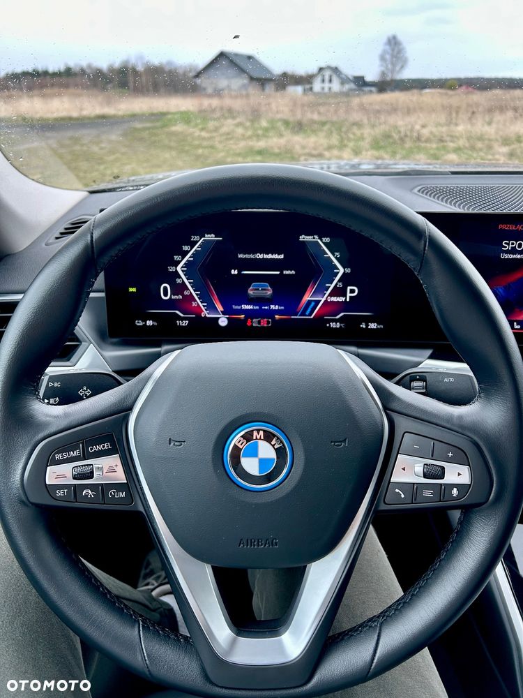 BMW i4 70.3kWh eDrive 35 - 17