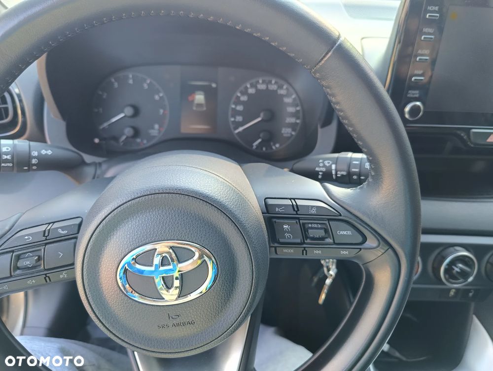 Toyota Yaris 1.5 Comfort - 12