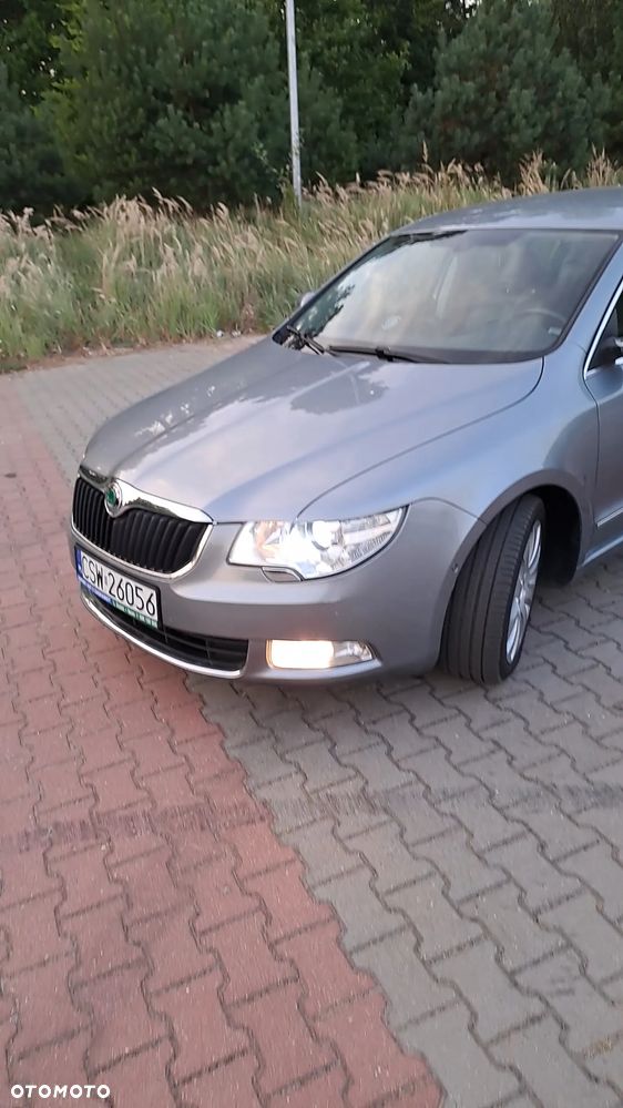 Skoda Superb 1.6 TDI Platinum - 2