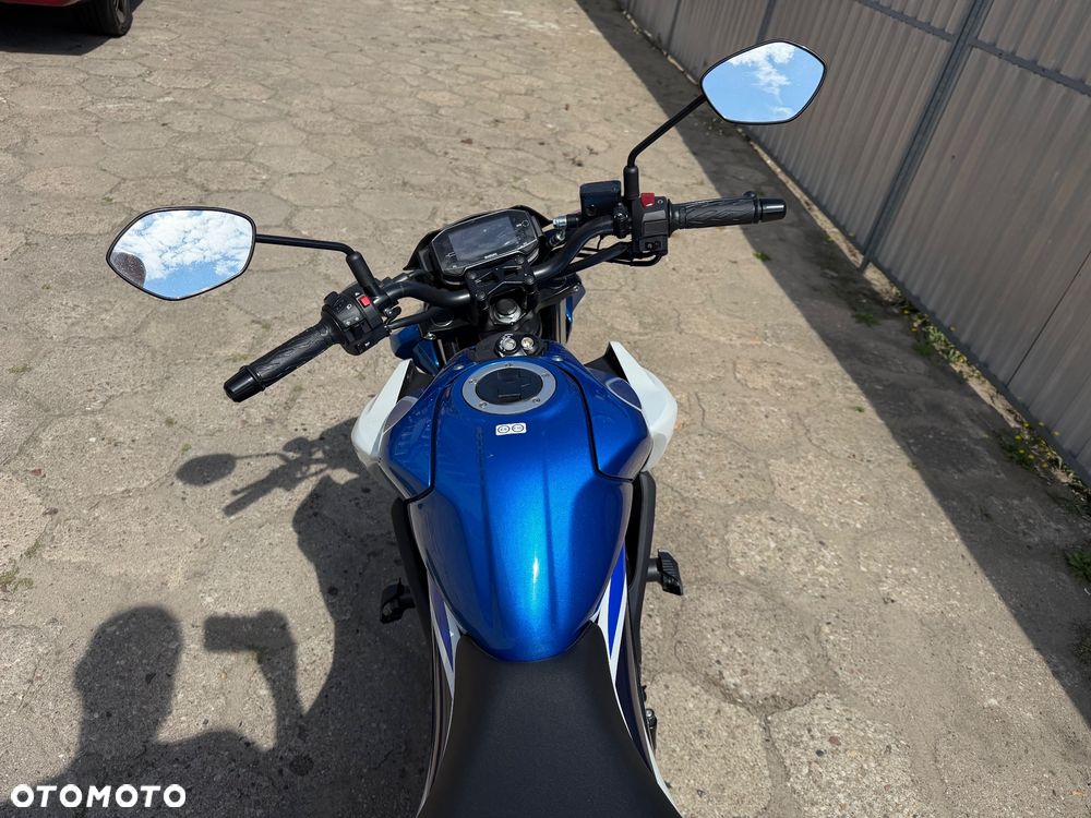 Suzuki GSX - 4