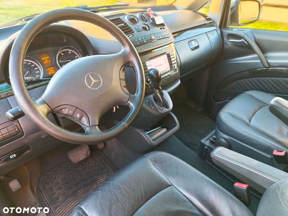 Mercedes-Benz Viano - 13
