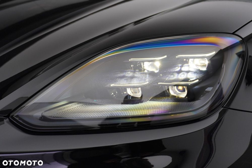 Porsche Cayenne S E-Hybrid PHEV - 9