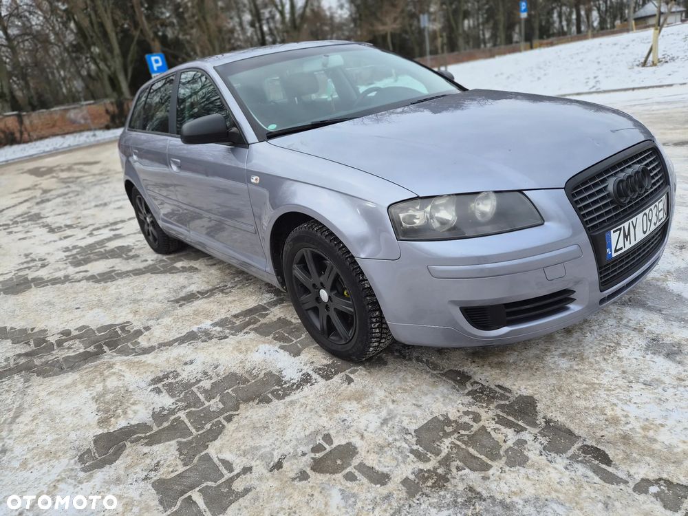 Audi A3 Sportback 1.6 FSI Ambition - 2