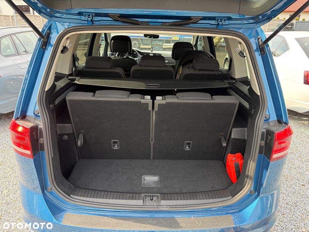 Volkswagen Touran 2.0 TDI SCR DSG IQ.DRIVE - 7