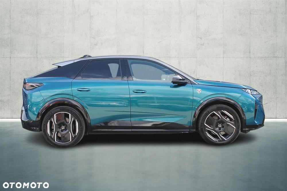Peugeot 3008 210 GT EXCLUSIVE - 4