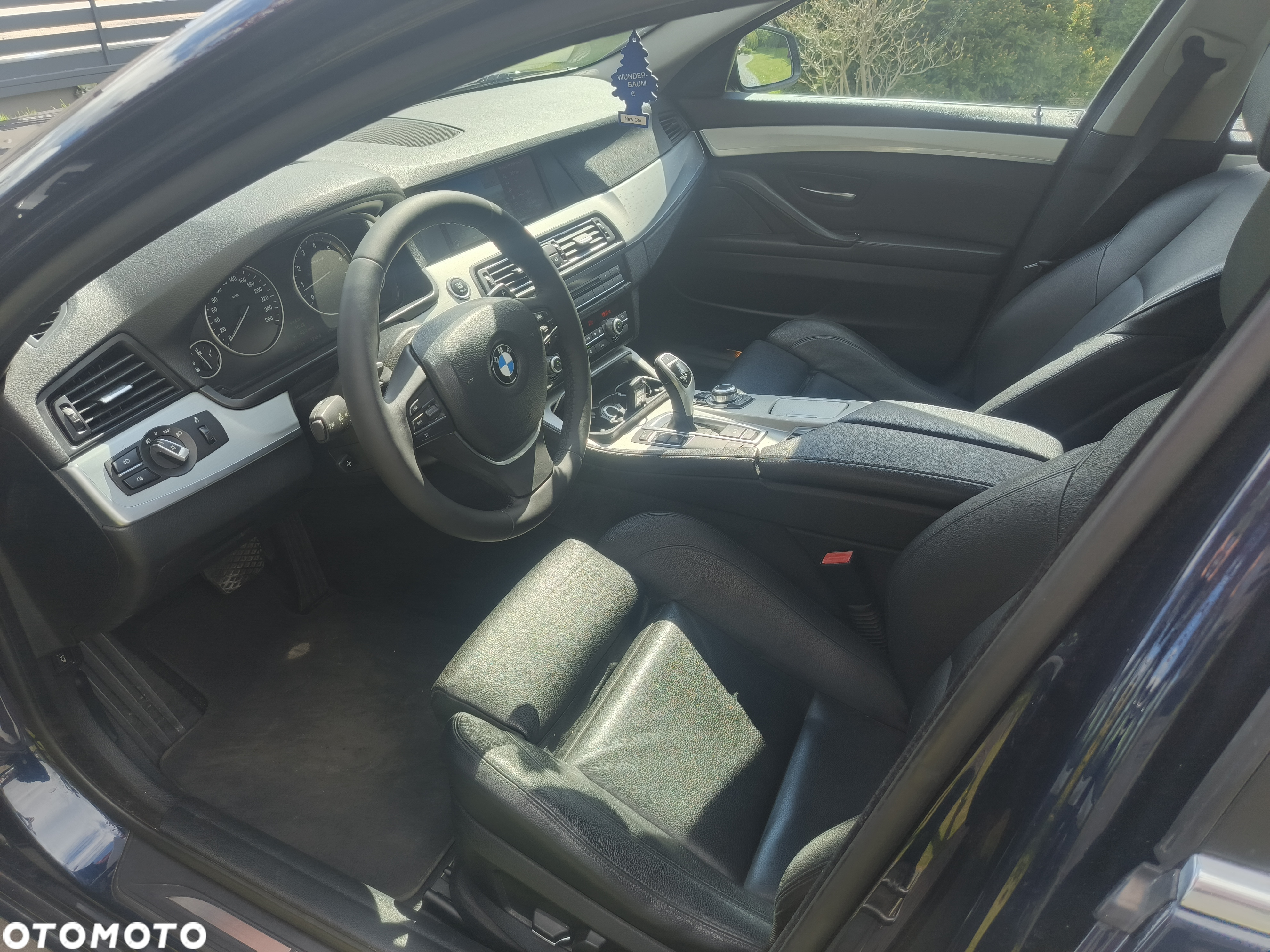 BMW Seria 5 535i Touring Sport-Aut - 8
