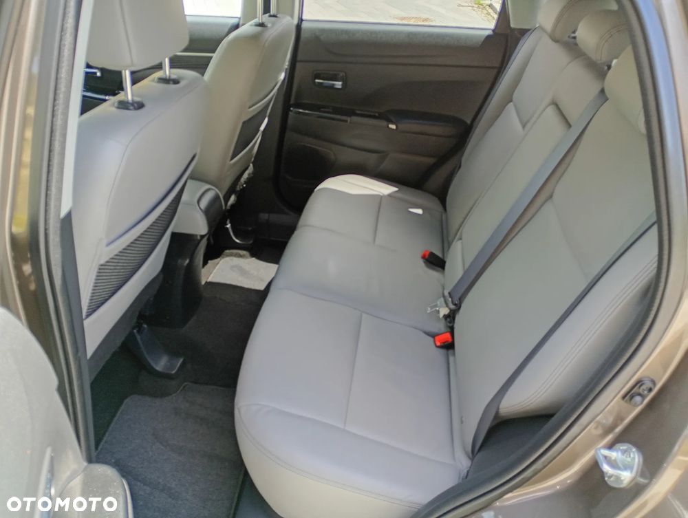 Peugeot 4008 - 29