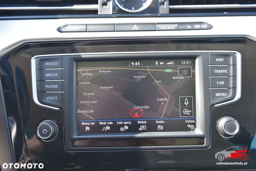 Volkswagen Passat - 24