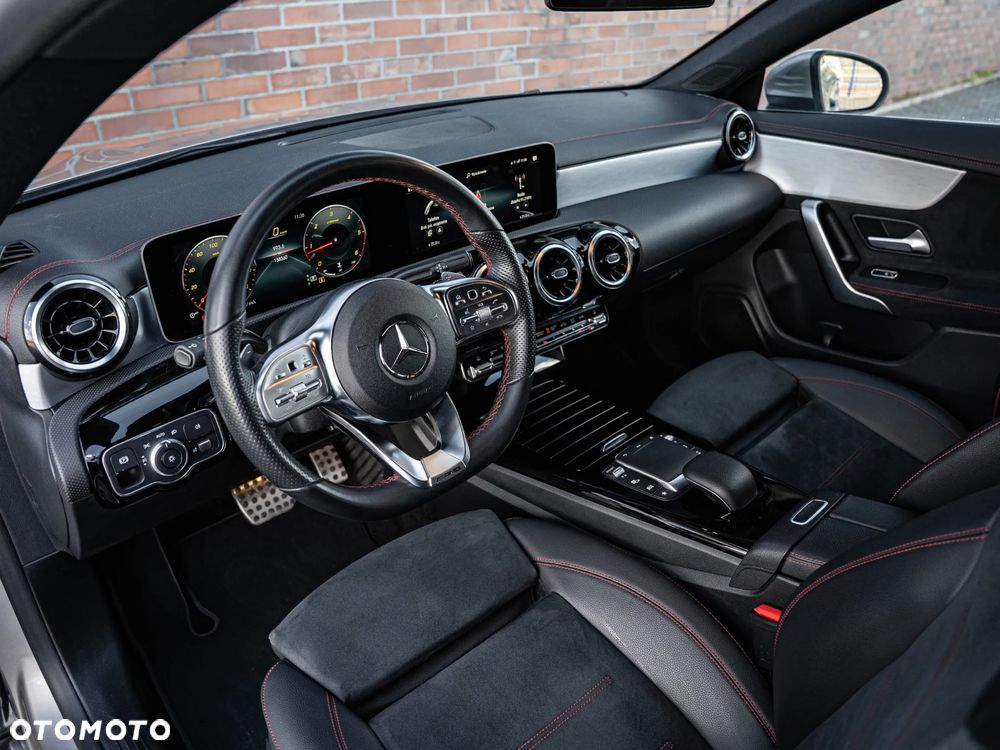 Mercedes-Benz CLA 200 d Shooting Brake 8G-DCT AMG Line Advanced Plus - 23